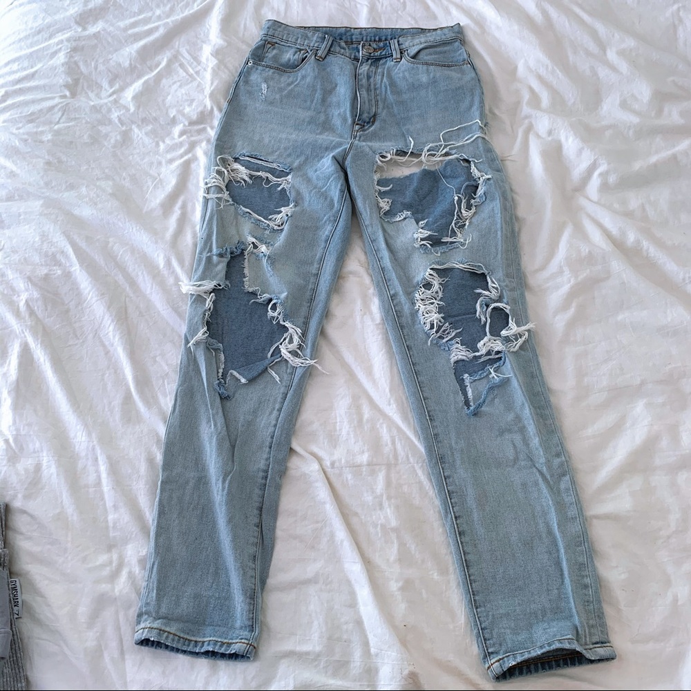 BDG HIGH WAISTED JEANS